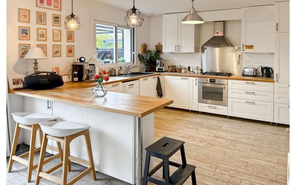 Maison à vendre    5 pièces • 150 m2 Rambouillet