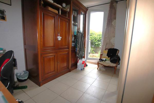 Villa F4 de 115m2 avec piscine et garage Dble