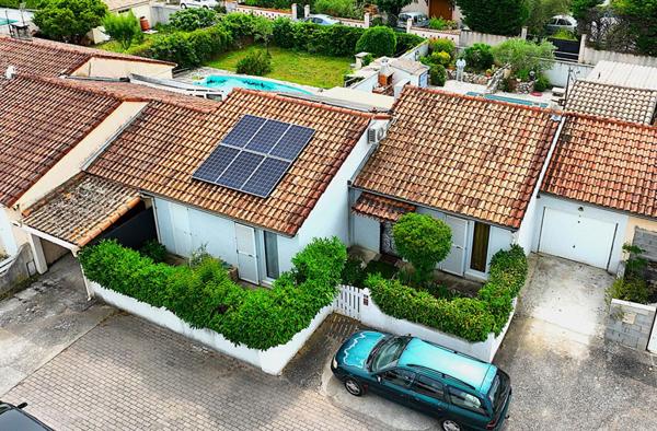 Villa F4 de 115m2 avec piscine et garage Dble