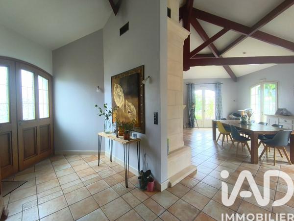 Maison à vendre 5 pièces 195 m² Essarts-en-Bocage