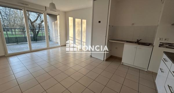 Location Appartement 3 pièces 53.85 m² - Savigny-le-temple 77176