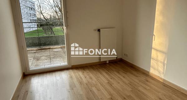 Location Appartement 3 pièces 53.85 m² - Savigny-le-temple 77176