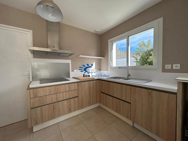 LA ROCHELLE MAISON PLAIN-PIED 2 CHAMBRES + BUREAU ET STUDIO INDEPENDANT GARAGE JARDIN La rochelle LA ROCHELLE MAISON PLAIN-PIED 2 CHAMBRES + BUREAU ET STUDIO INDEPENDANT GARAGE JARDIN La rochelle