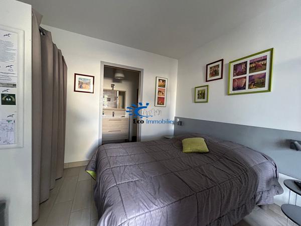 LA ROCHELLE MAISON PLAIN-PIED 2 CHAMBRES + BUREAU ET STUDIO INDEPENDANT GARAGE JARDIN La rochelle LA ROCHELLE MAISON PLAIN-PIED 2 CHAMBRES + BUREAU ET STUDIO INDEPENDANT GARAGE JARDIN La rochelle