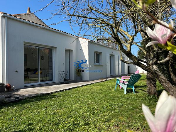 LA ROCHELLE MAISON PLAIN-PIED 2 CHAMBRES + BUREAU ET STUDIO INDEPENDANT GARAGE JARDIN La rochelle LA ROCHELLE MAISON PLAIN-PIED 2 CHAMBRES + BUREAU ET STUDIO INDEPENDANT GARAGE JARDIN La rochelle