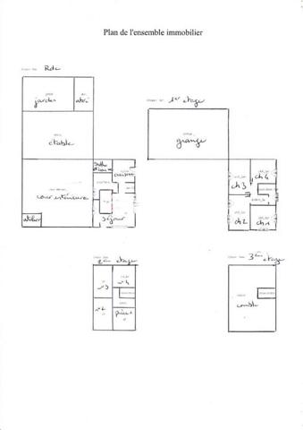 Beaux 43200 ensemble immobilier des années 1900 bâti en pierres 81 m² habitables  4 chambres avec dépendances sur 340 m² de terrain plus une parcelle de pré de 2265 m² non attenante
