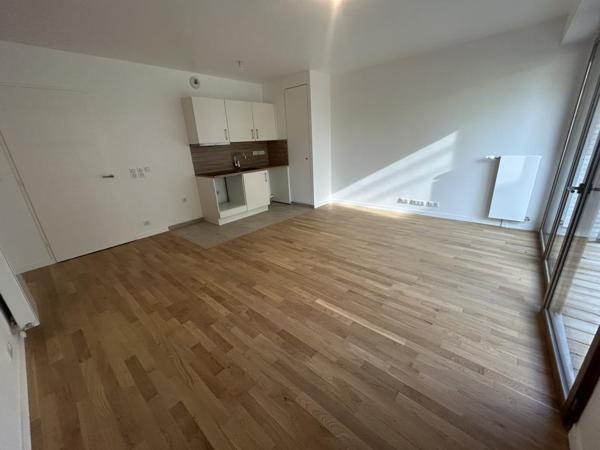 Location Appartement 2 pièces 54 m² - Versailles 78000