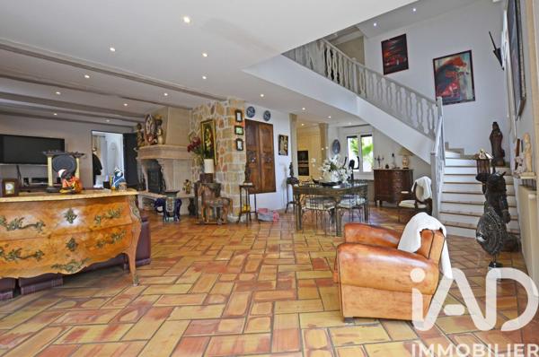 Maison à vendre 7 pièces 326 m² Mandelieu-la-Napoule