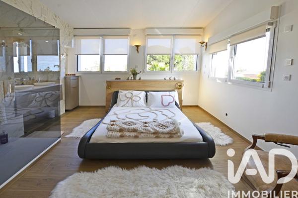 Maison à vendre 7 pièces 326 m² Mandelieu-la-Napoule