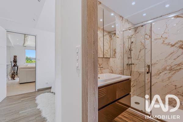 Maison à vendre 7 pièces 326,32 m² Mandelieu-la-Napoule