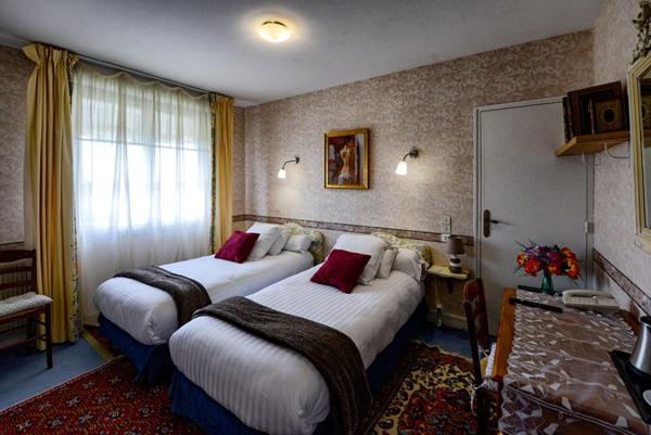 SUD ANGERS - MURS COMMERCIAUX HOTEL  450 m²