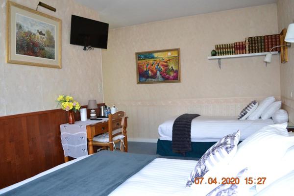SUD ANGERS - MURS COMMERCIAUX HOTEL  450 m²