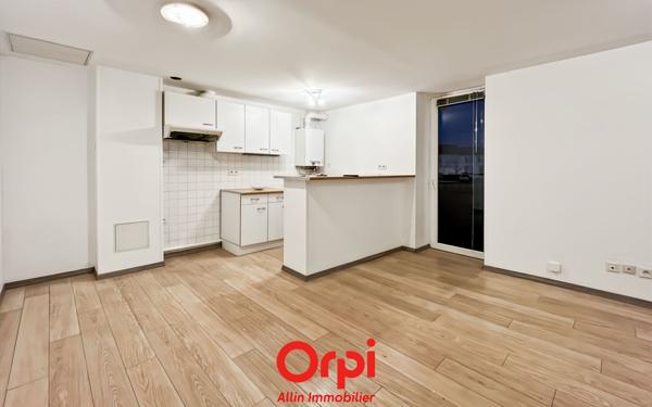 Appartement à vendre    1 pièce • 43,43 m2 Montmarault