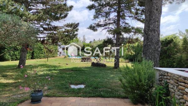 Villa plain pied 122 m², avec piscine, abri-piscine, local, box sur 1956 m²