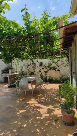 Villa plain pied 122 m², avec piscine, abri-piscine, local, box sur 1956 m²