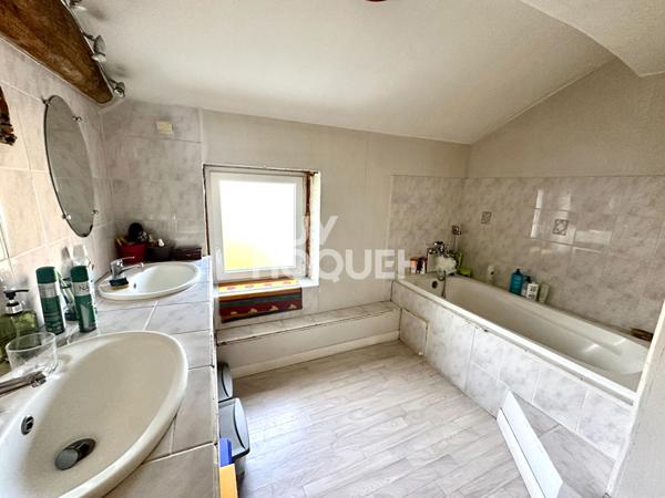 Maison à Sérigné 186 m2