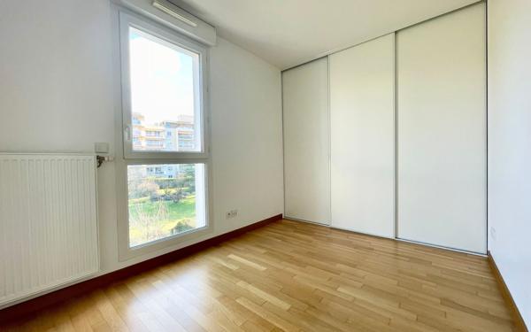 Appartement à vendre    3 pièces • 64 m2 Caluire-et-Cuire