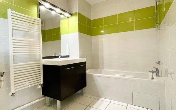 Appartement à vendre    3 pièces • 64 m2 Caluire-et-Cuire