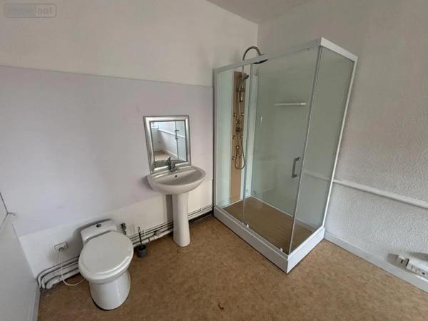 Location - Maison Laval 53000 7 pièces 217 m 2