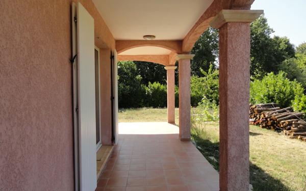 Maison à vendre    5 pièces •  Aubignosc