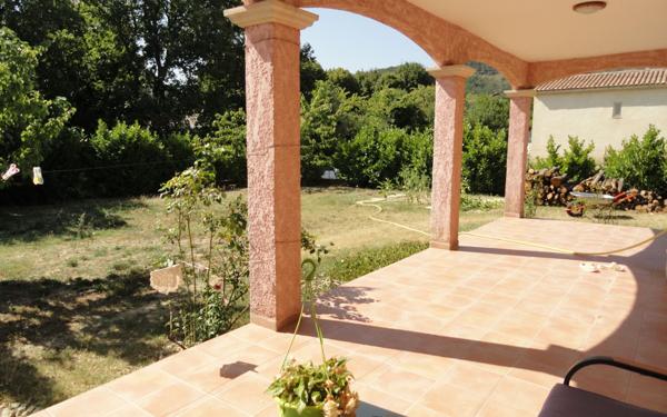 Maison à vendre    5 pièces •  Aubignosc