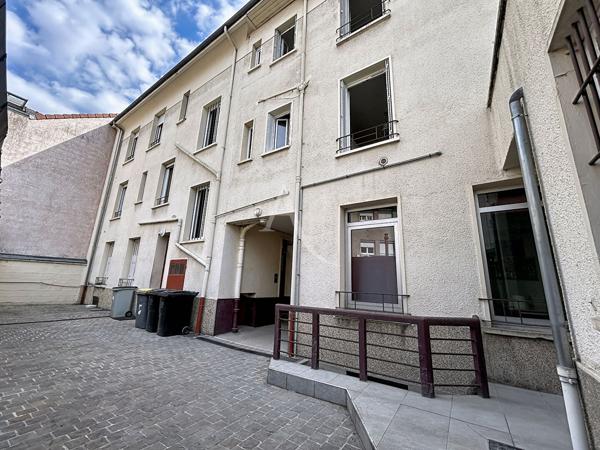 IMMEUBLE DE RAPPORT EN MONOPROPRIÉTÉ ? MELUN - 263.73 m2