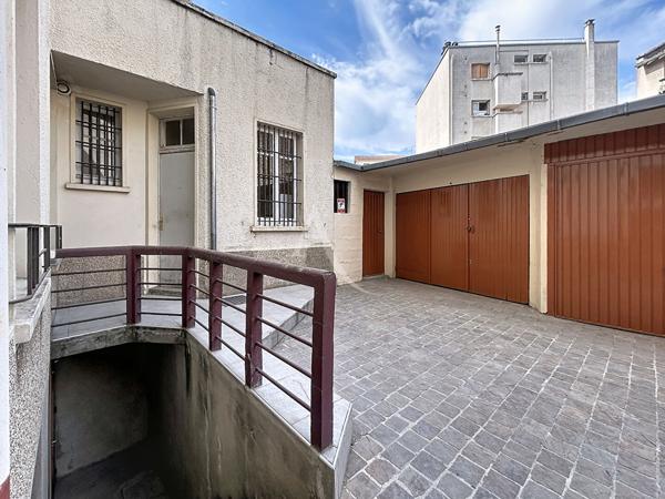 IMMEUBLE DE RAPPORT EN MONOPROPRIÉTÉ ? MELUN - 263.73 m2