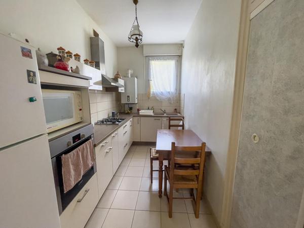 Appartement T3 - Charme et confort - Avenue du Champ de Mars La Rochelle,  
La rochelle 17000