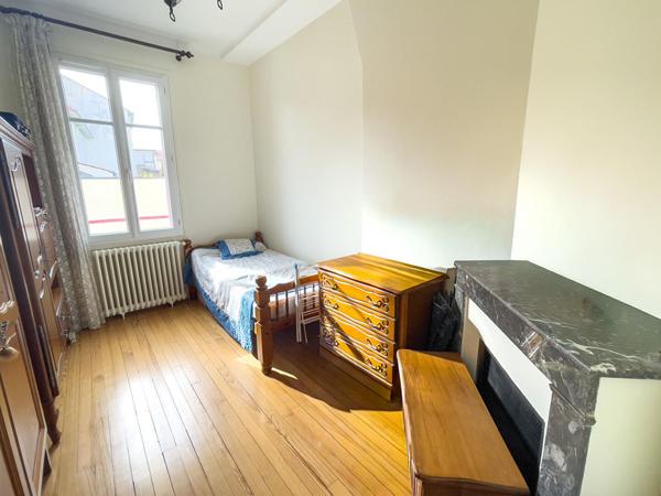 Appartement T3 - Charme et confort - Avenue du Champ de Mars La Rochelle,  
La rochelle 17000