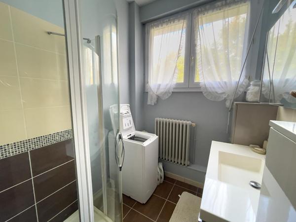 Appartement T3 - Charme et confort - Avenue du Champ de Mars La Rochelle,  
La rochelle 17000