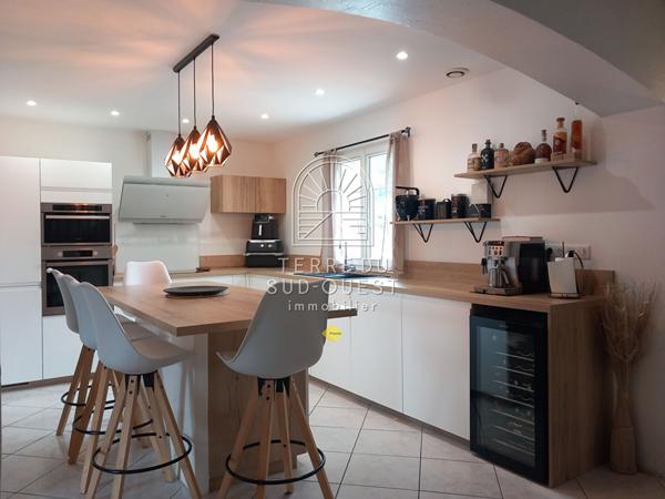 Maison 7 pièce(s) 3 chambre(s) 148.05 m²