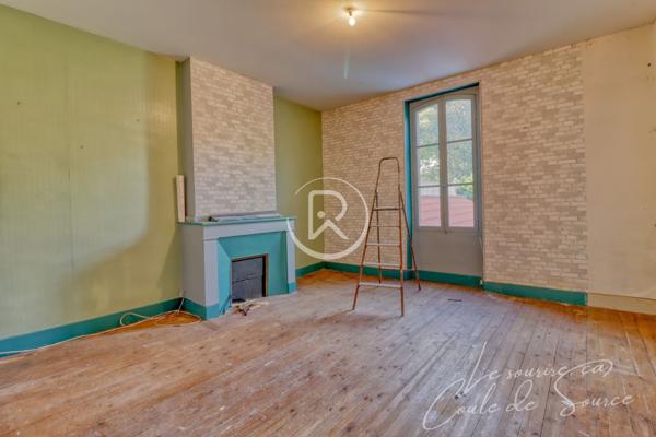 Maison
         5 pièces
        - 130 m² Exclusivité 108 500 € *
