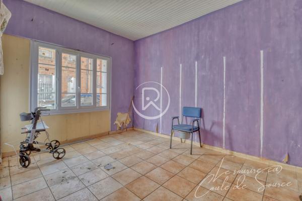Maison
         5 pièces
        - 130 m² Exclusivité 108 500 € *