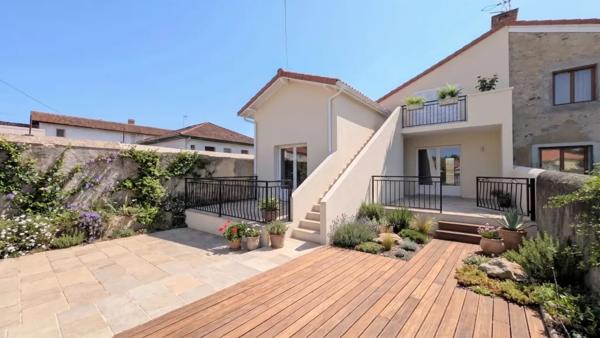 maison 5 pièces 202m² à vendre à Hagetmau