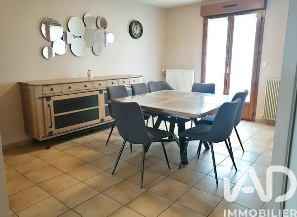 Maison à vendre 8 pièces 148 m² Ambrières-les-Vallées