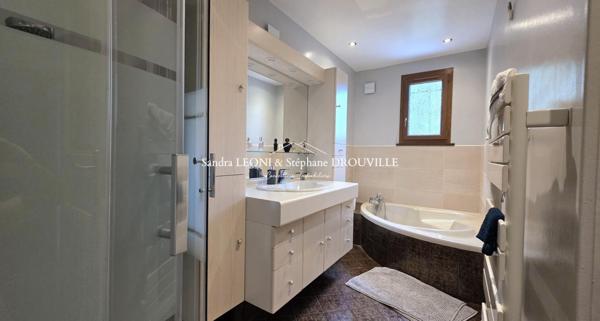 PROCHE MAINTENON RAVISSANTE MAISON DE 140m², 4 CHAMBRES