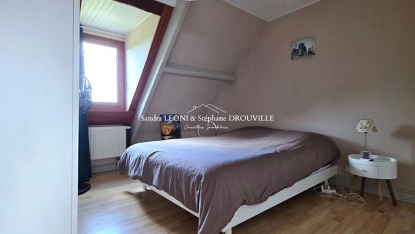 PROCHE MAINTENON RAVISSANTE MAISON DE 140m², 4 CHAMBRES