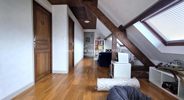 PROCHE MAINTENON RAVISSANTE MAISON DE 140m², 4 CHAMBRES