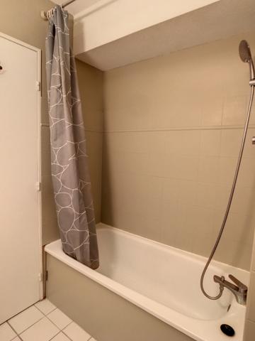 Location appartement Aix-en-Provence - 1 pièce(s) - 22 m² - 581 €/mois