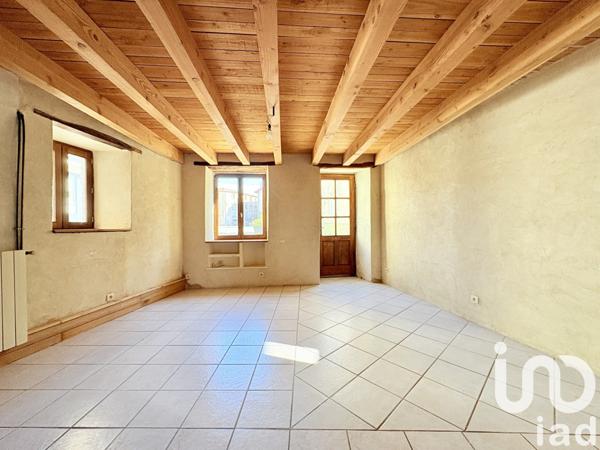 Maison de village 5 pièces de 135 m² à Colombier-le-Jeune (07270)