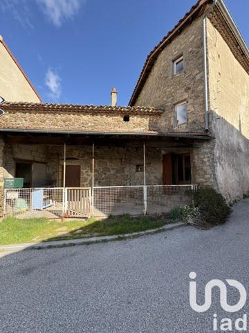 Maison de village 5 pièces de 135 m² à Colombier-le-Jeune (07270)