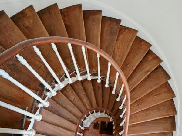 Maison de Maitre ± 275 m2 , terrain 569 m2, piscine chauffée, perle rare !