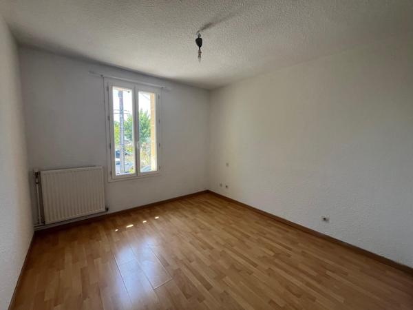 Maison en pierre, 3 chambres.