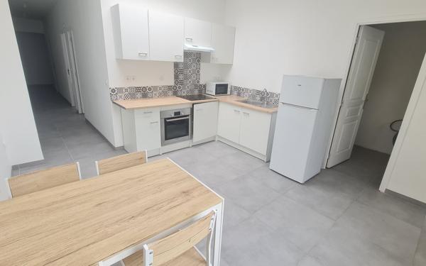 Appartement à louer    2 pièces • 63 m2 Croix