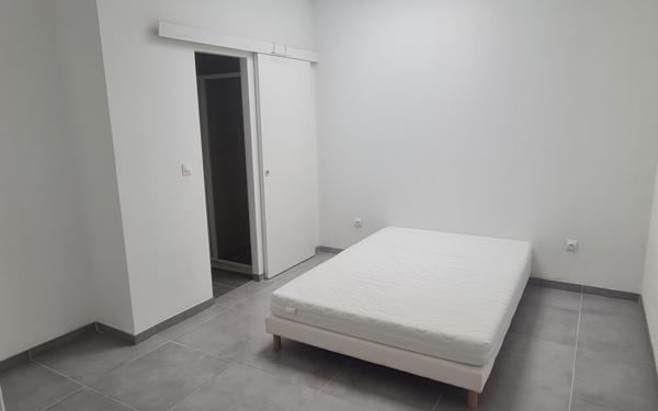 Appartement à louer    2 pièces • 63 m2 Croix