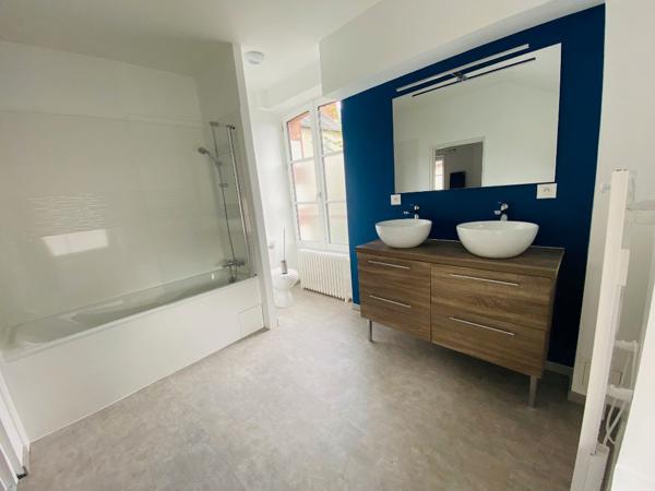 COLOCATION SUITE PARENTALE - BLOIS CENTRE - MAISON 132 m² AVEC TERRASSE