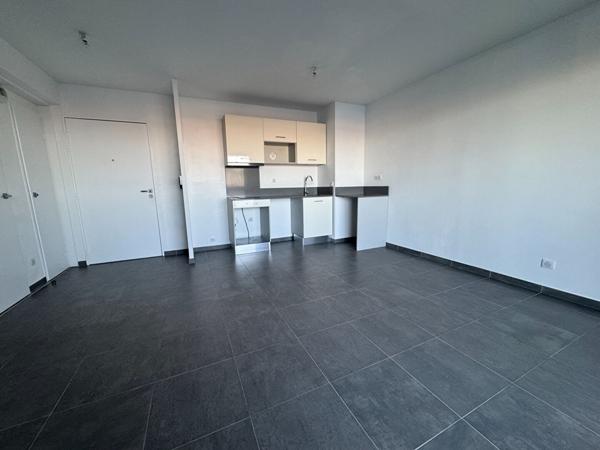 À LOUER  T2 AVEC TERRASSE ET VUE MER  CANET-EN-ROUSSILLON RÉSIDENCE BLEU D'ANCRE