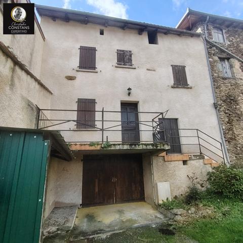 Saint-Parthem (12300) Maison de village à rénover