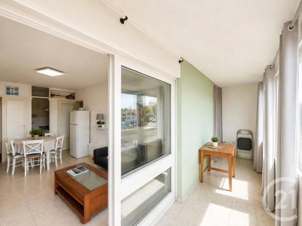 Appartement F1 à vendre  1 pièce - 33 m 2   CHALLANS  - 85