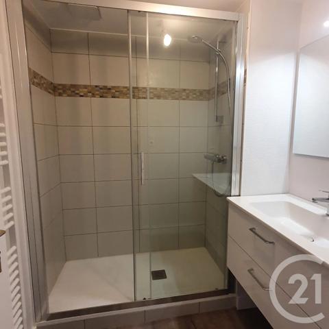 Appartement F1 à vendre  1 pièce - 33 m 2   CHALLANS  - 85